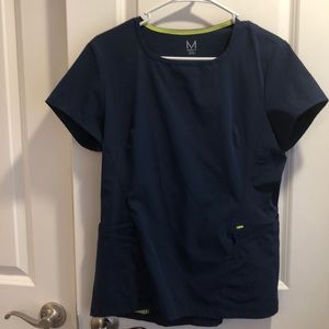 Medelita scrub top